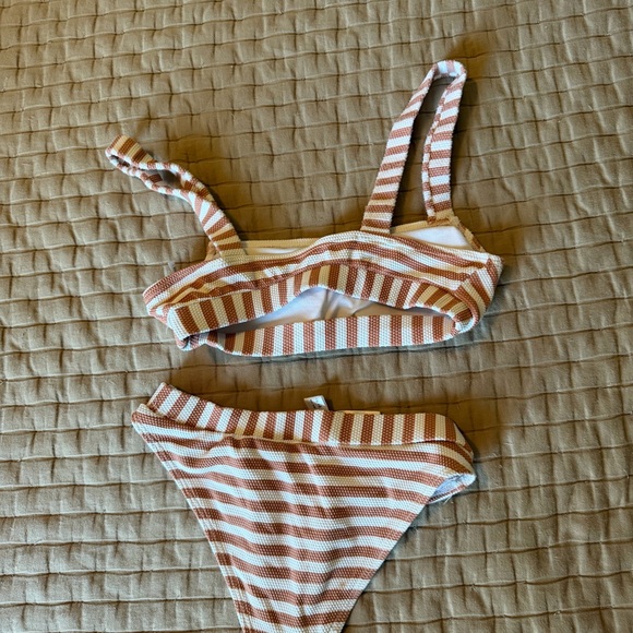 Primark Tan and White Bikini Set - Picture 2 of 4